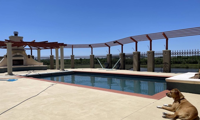 Elgin House | Relaxing Retreat with Scenic Views Near Fort Sill & Medicine Park
