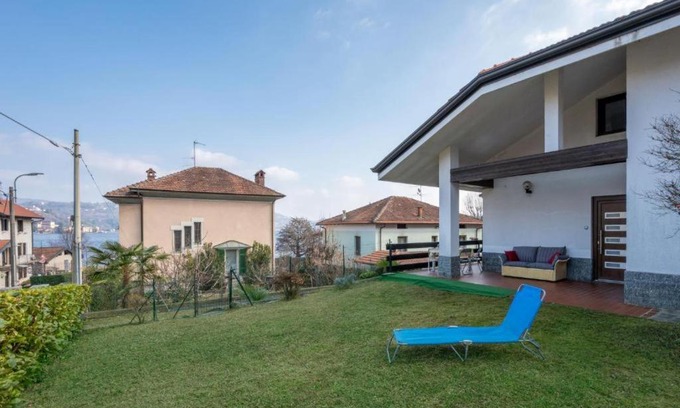 Pella House | Oceanfront Spaghetti & Cappuccino Beach Villa - 4-Star Retreat
