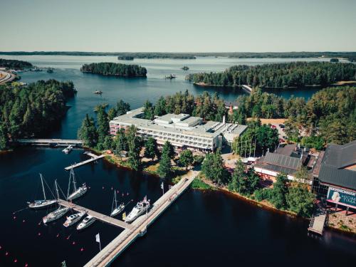 Savonlinna Hotel | Relax at Spahotel Casino: A 4-Star Oceanfront Retreat