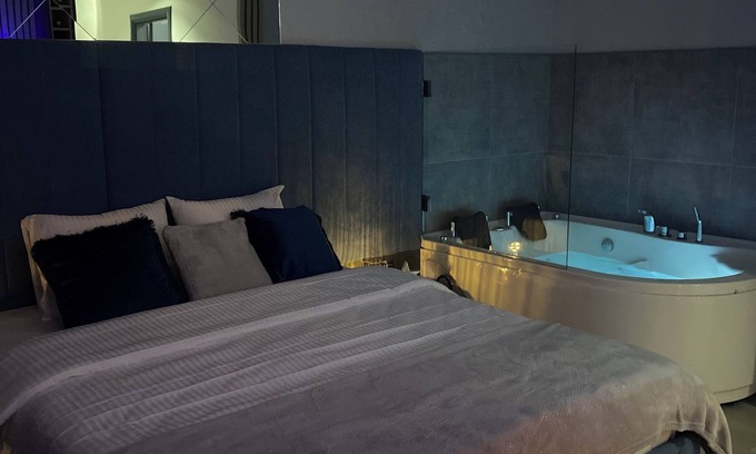 Nis Apartment | SpaNISH apartmann-the most beautiful private SPA apartment with a jacuzzi in Niš