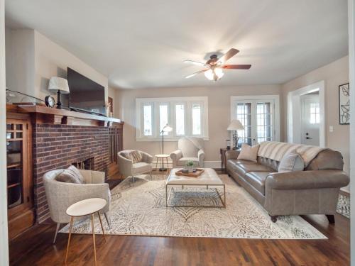 Waupaca House | Family-Friendly Holiday Homes in Waupaca, WI - Guest Rated 9.4