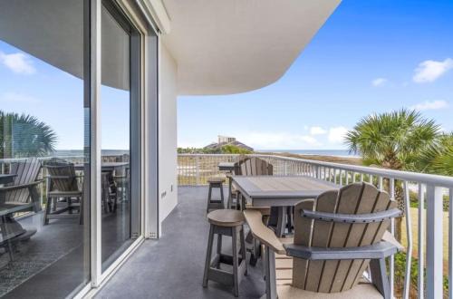 Chandelle First House | Spanish Key Unit 101