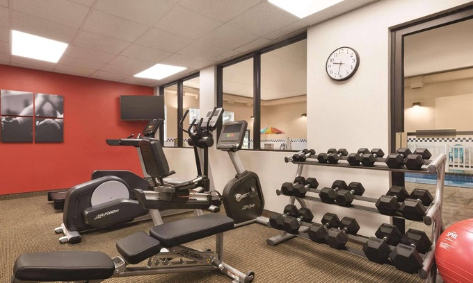 Ames Hotel | Convenient Stay at Radisson Hotel Ames Conference Center
