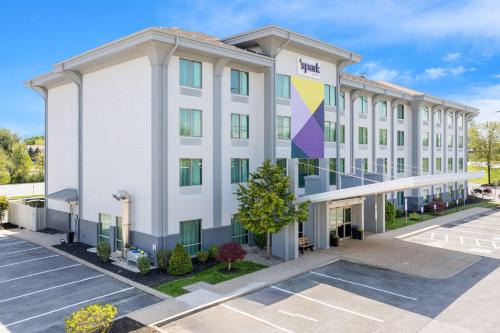 Exton Hotel | Discover Spark By Hilton Exton: Pet and Child Friendly Hotel