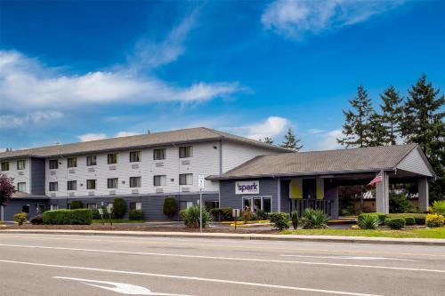 Kent Hotel | Comfortable Stay at Days Inn by Wyndham Kent 84th Ave