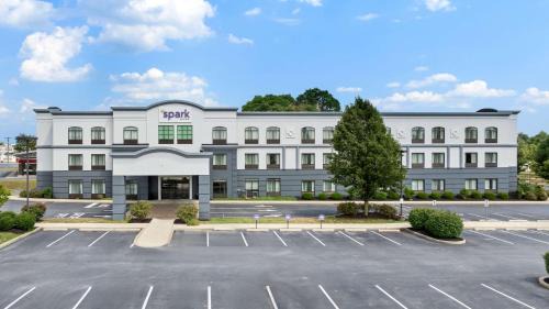 Fertility Hotel | Budget-Friendly Stay at Spark by Hilton Lancaster Dutch Country