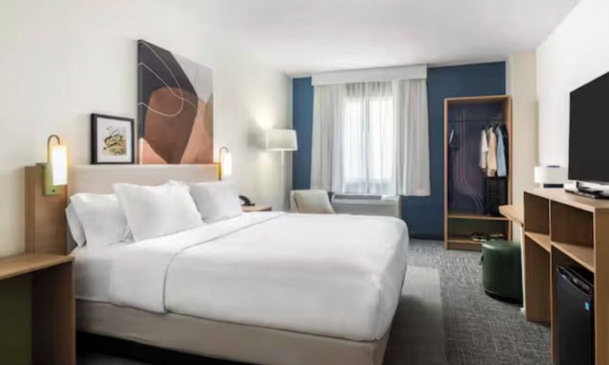 Santa Nella Hotel | Comfortable Quality Inn Santa Nella with Spa & Restaurant