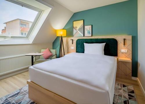 Sindelfingen Hotel | Pet-Friendly NH Stuttgart Sindelfingen with Breakfast Options