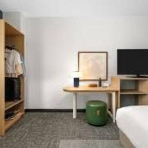 Williamsburg Hotel | Historic Best Western: Family-Friendly Amenities Await