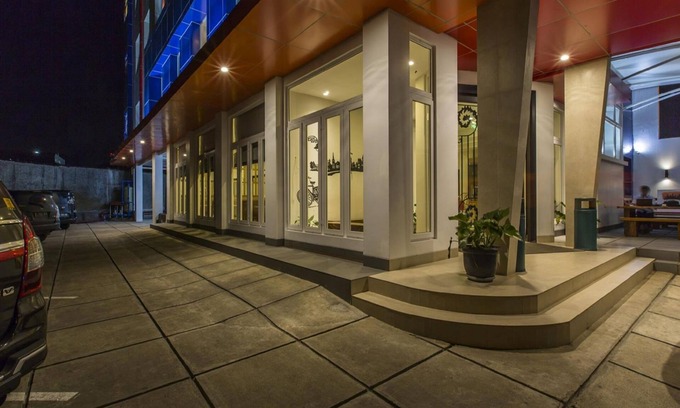 Sukabumi Hotel | Artotel Curated: Sparks Odeon Sukabumi with Inviting Amenities