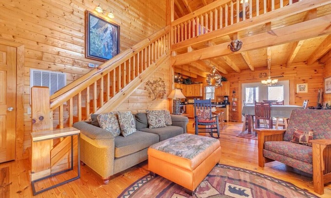 Lake Lure Cabin | Sparrow's Nest 2 Bed Cabin located in Peaceful Gated Community with lake access