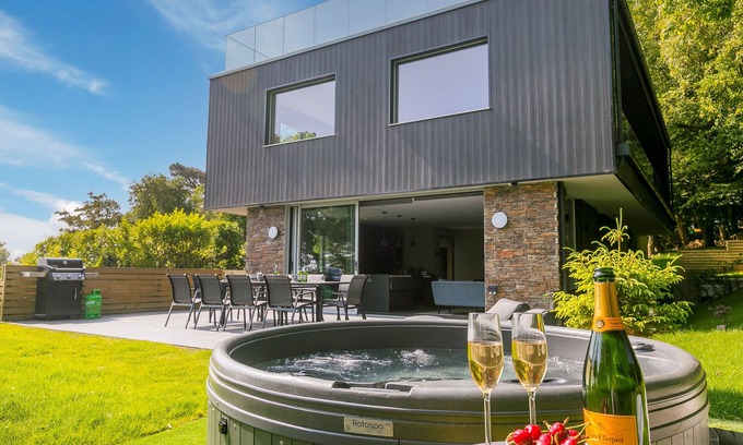 St Ives House | Discover Sparrows Nest: Pet-Friendly Retreat in St Ives
