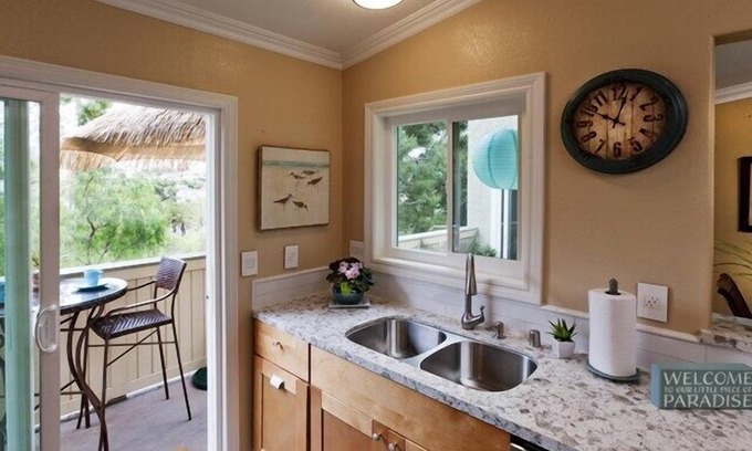 Monarch Beach Condo | Beachside Designer Condo with Pool & Spa - 10/10 Rated