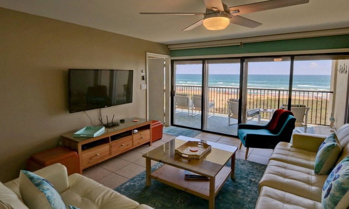 South Padre Island Condo | Oceanfront Retreat: Guest Rated 10/10 with Extra Amenities