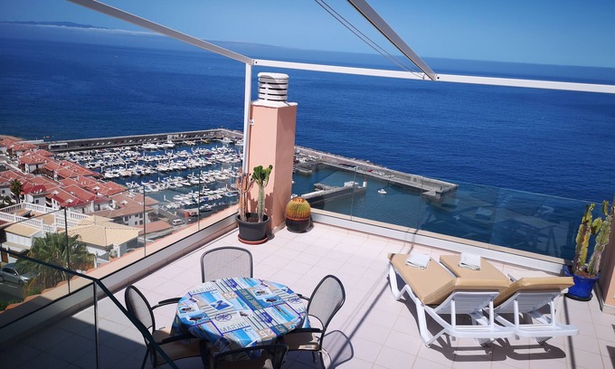 Los Gigantes Apartment | Bright Apartment with Pool, Ocean Views & Free WiFi