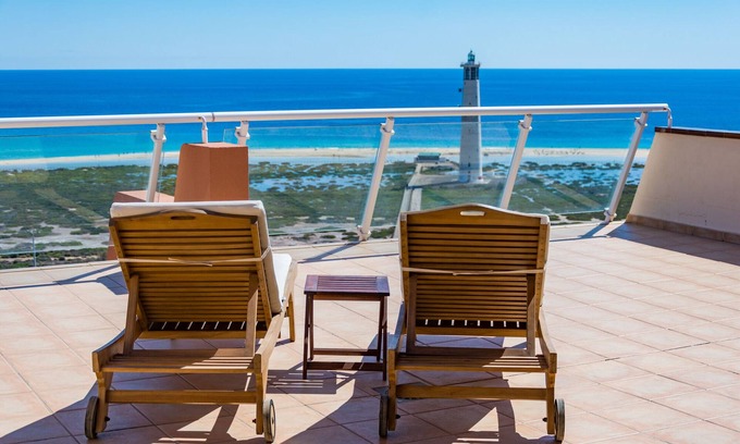 Solana del Matorral Apartment | Stunning Penthouse Retreat with Terrace and Ocean Views