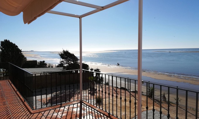 Laguna de El Portil Ski Chalet | Beachfront Villa in Huelva with Ocean View and Spa