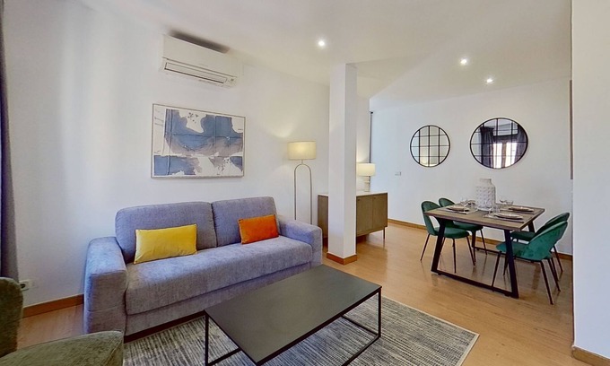 Chamberi Apartment | Spectacular apartment in Cuatro Caminos