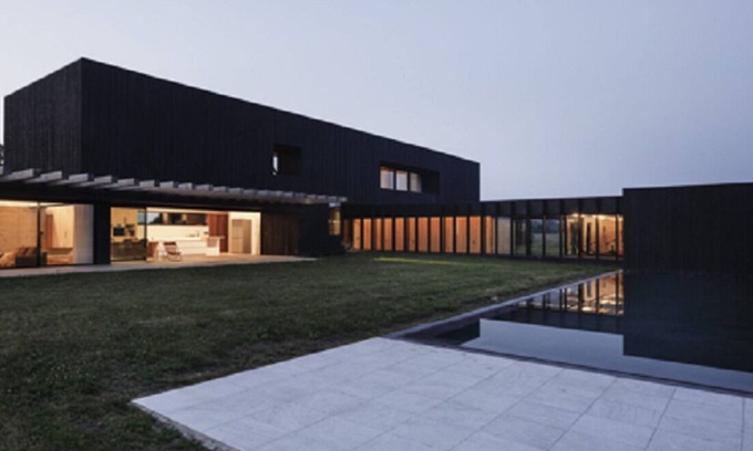Rubayo House | Spectacular architect's house with wonderful views of the meadows of Cantabria.