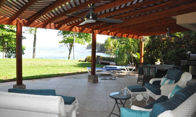 El Ocotal Villa | Idyllic Beach Front Villa at Bahia Pez Vela, Playa Coco
