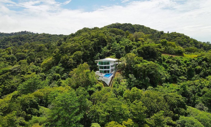 Punta Leona Villa | Exceptional Beach House with Oceanfront Views & Spa