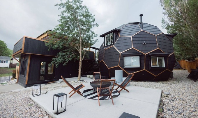 Northwest Calgary House | Inviting Dome House in Calgary with Clubhouse & Patios