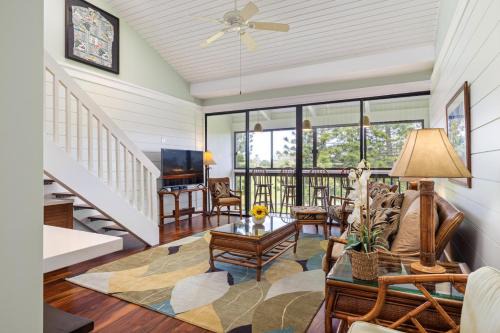 Kahuku House | Exquisite Golf Course Retreat with Oceanfront Amenities