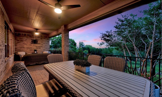 Hennig Heights House | Ideally Located Home with Pet-Friendly Amenities and Spa