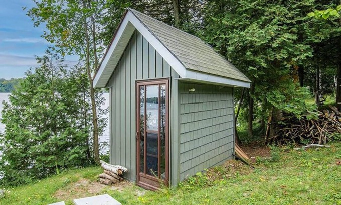 Arden Cottage | Idyllic Lake Front Property at Big Clear Lake with Pool