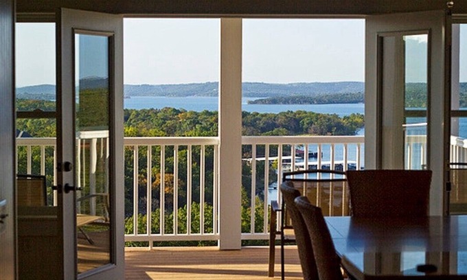 Branson Condo | Unforgettable Lake Views at The Villas at Branson's Nantucket