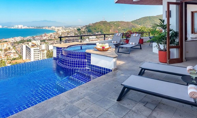 Romantic Zone Villa | Exclusive Villa with Oceanfront Views & Private Pool