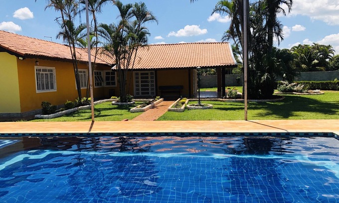 Boituva House | Relaxing Haven with Ocean Views & Pool Access