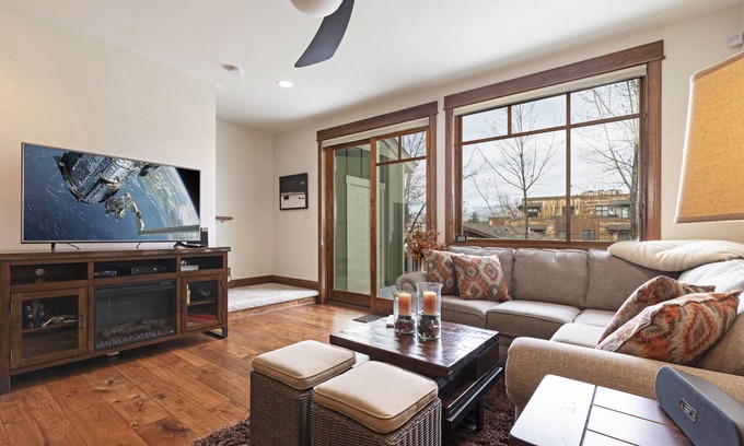 Whitefish House | Prime Downtown Residence in Whitefish Near Shops & Dining