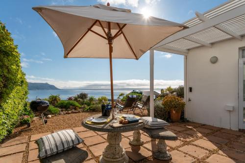 Simon's Town House | Unforgettable Views at Simonstown - Child Friendly Stay