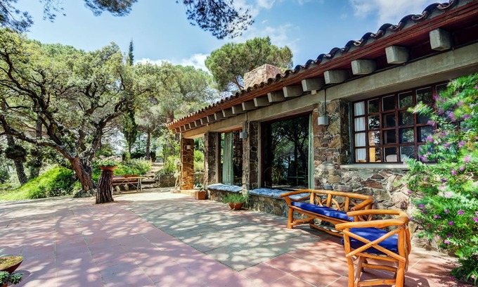 Arenys de Munt House | Spectacular stone house with sea and mountain views