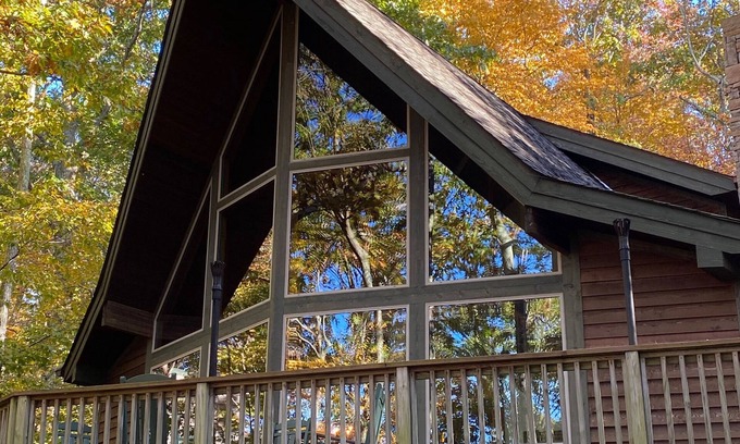Chestnut Springs Ski Chalet | Exceptional Ski Chalet with Pool & Pet-Friendly Amenities