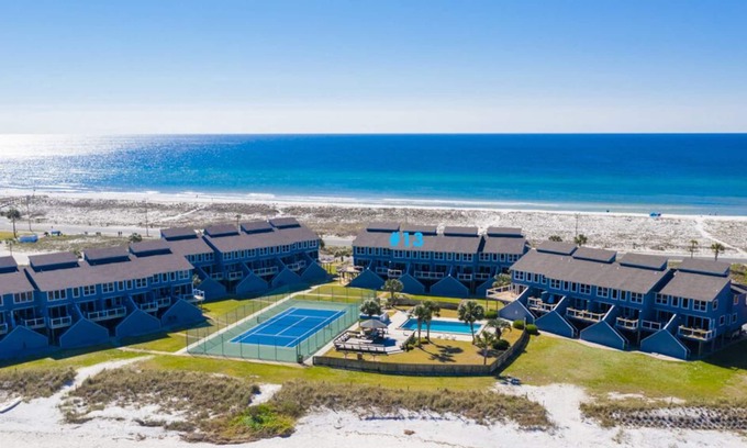 Pensacola Beach House | Oceanfront Condo with Spectacular Views & Pet Friendly