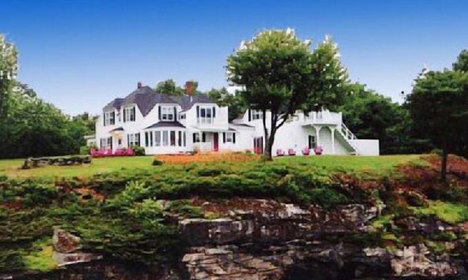 Westport Apartment | Unforgettable Views with Private Deepwater Dock in Maine