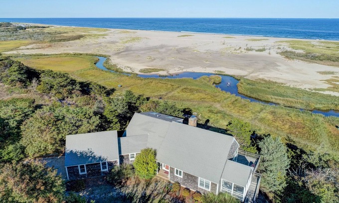 East Orleans House | Captivating Nauset Beach Views with Family-Friendly Amenities