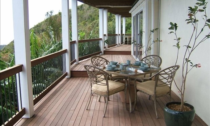 Bordeaux Mountain Apartment | Unforgettable Oceanfront Retreat with Exceptional Amenities