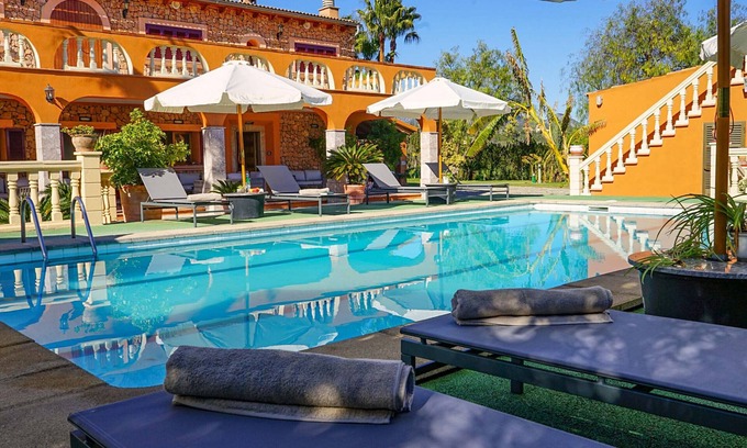Selva Villa | Elegant Villa in Mallorca: Heated Pool & Top-Rated Stay