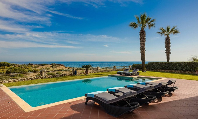 Svoronata Villa | Oceanfront Villa with Pool and 10/10 Guest Rating