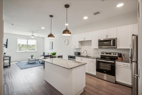 Austin Apartment | Spectra Parks 6204, Stunning Austin Oasis