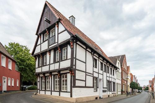 Warendorf Old Town Apartment | Family-Friendly Stay at Speicherapartment for Memorable Getaways