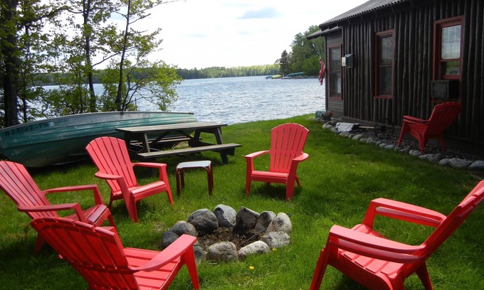 Rhinelander Cabin | Experience Star Lake: Stay Steps from the Beachfront!