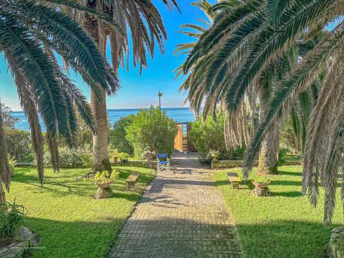 Sperlonga Apartment | Sperlonga Indaco Suite - 2 mins from the Sea