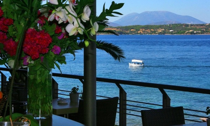 Spetses Hotel | Discover Spetses Hotel: 4-Star Stay with Family-Friendly Amenities