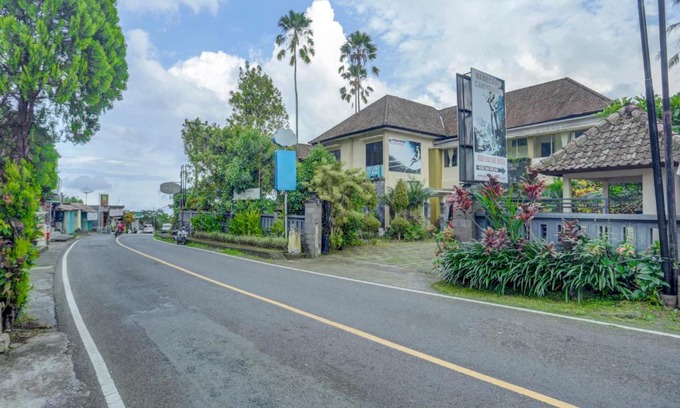 Sukasada Hotel | Delightful Spice Paradise Gitgit: Family-Friendly Retreat