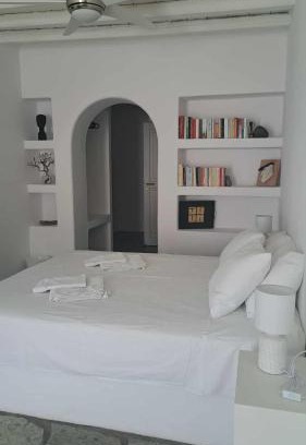 Katapola House | Pet Friendly Spice Suites-Lime with Guest Rating of 9.5