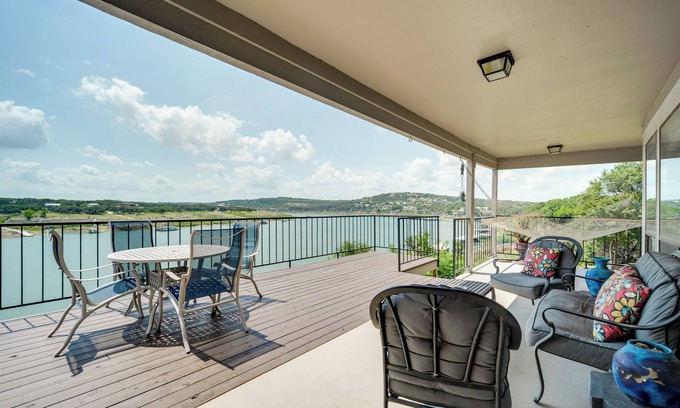 Briarcliff Condo | Experience Spicewood Condo with Lake Views & Premier Amenities